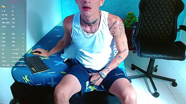 bray hotboy777 online show from 12.10.24