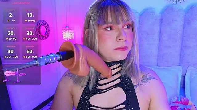 Vicky Campbell  online show from 03.22.25