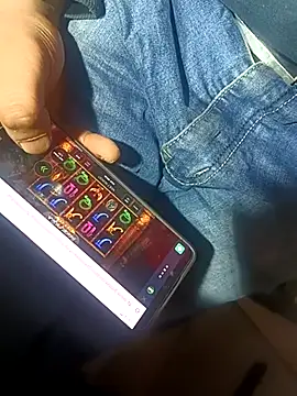 Snapshot of franko1987 chatting on 02.14.25 franko1987 online show from 02.14.25