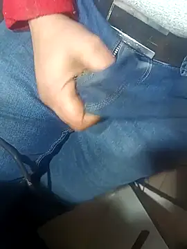 Snapshot of franko1987 chatting on 02.21.25 franko1987 online show from 02.21.25