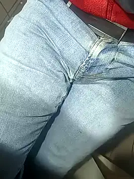 Snapshot of franko1987 chatting on 02.22.25 franko1987 online show from 02.22.25