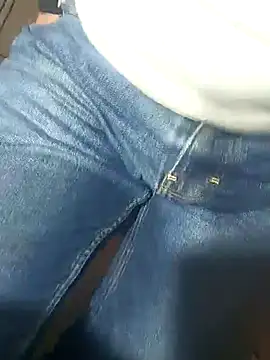 Snapshot of franko1987 chatting on 02.28.25 franko1987 online show from 02.28.25