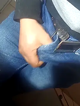 Snapshot of franko1987 chatting on 03.10.25 franko1987 online show from 03.10.25