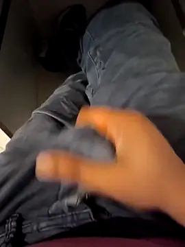 Snapshot of franko1987 chatting on 09.28.25 franko1987 online show from 09.28.25