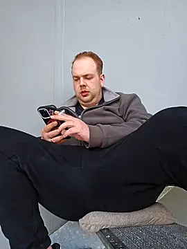 PupW0lfy online show from 03.21.25