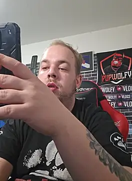 PupW0lfy online show from 10.10.25