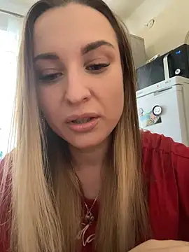 OlgaBuzzz online show from 02.06.25