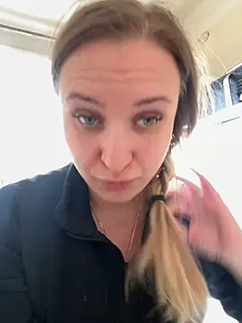 OlgaBuzzz online show from 03.17.25