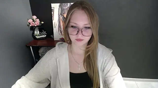 lady minx online show from 10.20.25