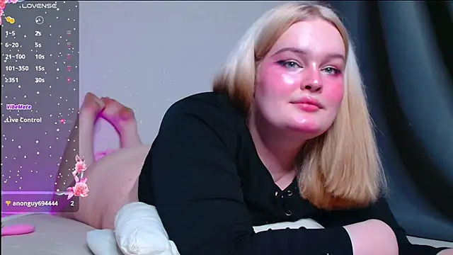 rozzhaos8 online show from 04.06.26