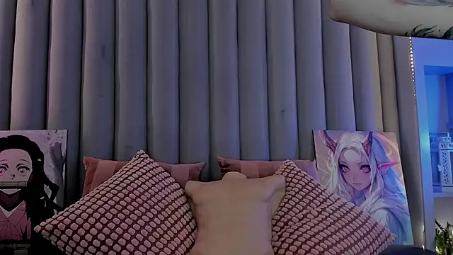 AmbarHills 1 online show from 11.04.25