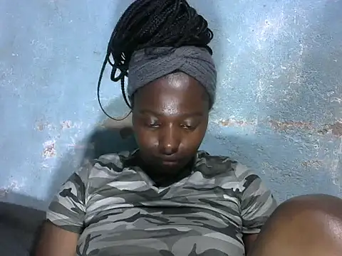 Snapshot of sweet_gal01 chatting on 10.02.25 sweet gal01 online show from 10.02.25