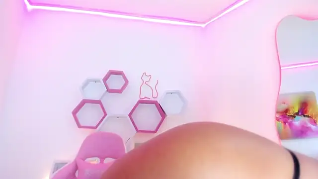  Ameliie online show from 03.06.25