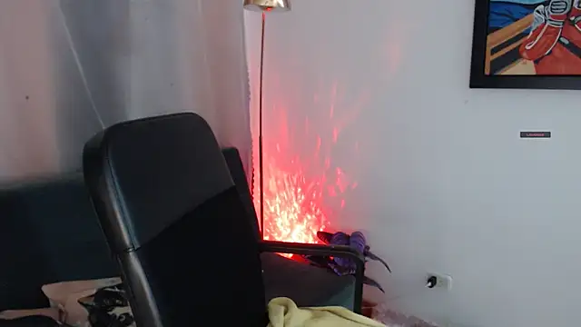 Snapshot of Suzanne_abbey chatting on 02.21.26 Suzanne abbey online show from 02.21.26