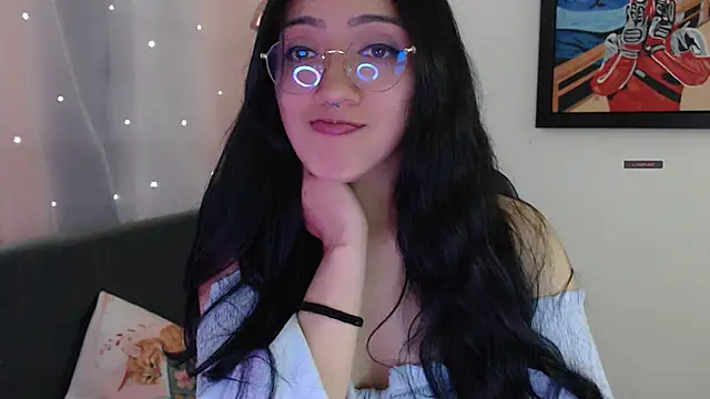 Snapshot of Suzanne_abbey chatting on 02.25.26 Suzanne abbey online show from 02.25.26