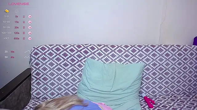 Olivia Graceee online show from 12.14.24