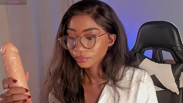 Snapshot of SavannahWildee chatting on 02.09.25 SavannahWildee online show from 02.09.25