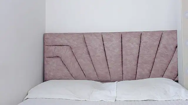 SavannahWildee online show from 05.04.26