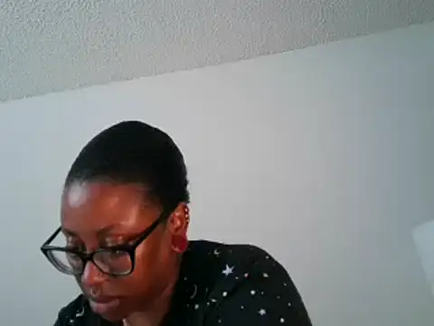 Nyxie Chaos online show from 03.18.25