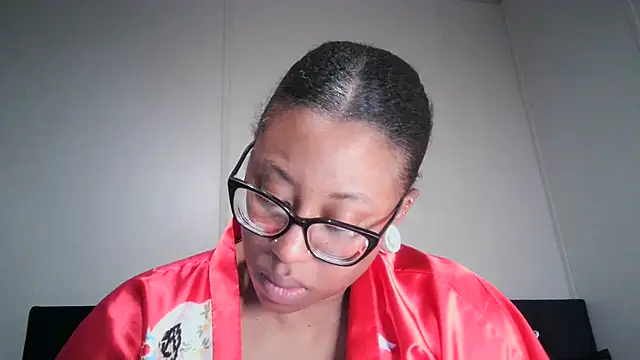 Nyxie Chaos online show from 11.29.25