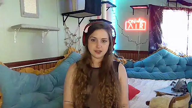 mirannacult online show from 12.12.24