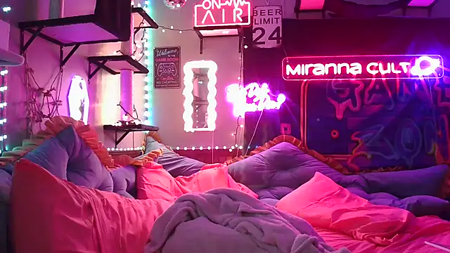 mirannacult online show from 12.30.24