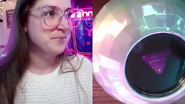 mirannacult online show from 01.18.25