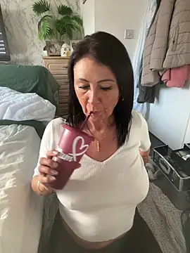 Naughtynanny75 online show from 12.10.24