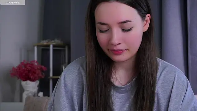 Snapshot of LowOncoming chatting on 07.24.26 LowOncoming online show from 07.24.26