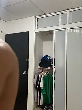 Snapshot of Mentriplex chatting on 02.02.26 Mentriplex online show from 02.02.26