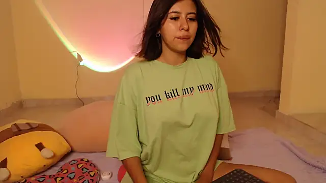 Snapshot of _maiahairy_ chatting on 12.07.24  maiahairy  online show from 12.07.24