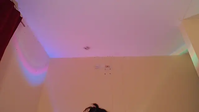 Snapshot of _maiahairy_ chatting on 12.10.24  maiahairy  online show from 12.10.24