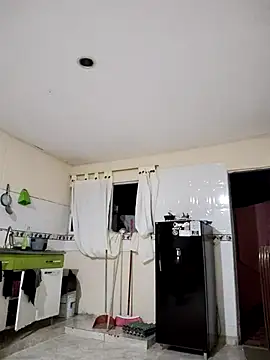 Snapshot of _maiahairy_ chatting on 11.02.25  maiahairy  online show from 11.02.25