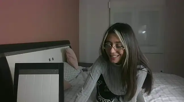 SOFIASWEETSECRETT online show from 12.29.24