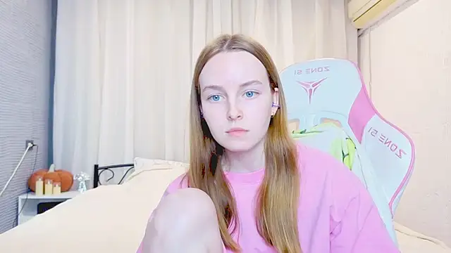 Wild  flowers online show from 11.22.25