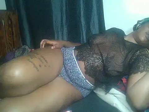 IAm Katie online show from 10.11.25