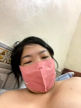 Hachi Sweetbabie  online show from 10.08.25