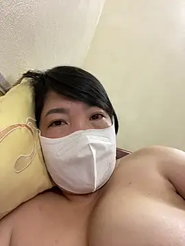 Hachi Sweetbabie  online show from 11.26.25