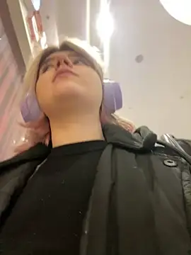 Baby  Naughty online show from 12.04.24