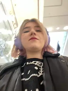 Baby  Naughty online show from 12.13.24