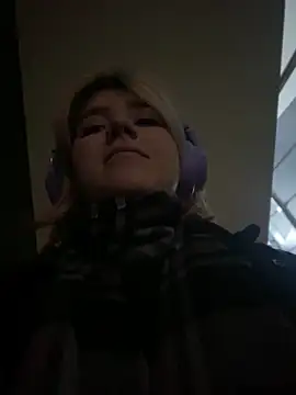 Baby  Naughty online show from 12.15.24