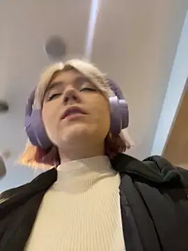 Baby  Naughty online show from 01.11.25