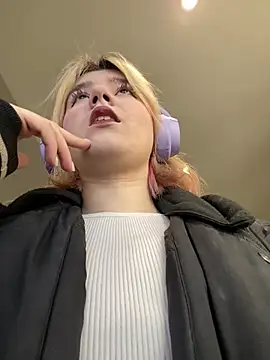 Baby  Naughty online show from 03.23.25