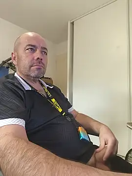 Snapshot of veryverybigdick45 chatting on 05.31.26 veryverybigdick45 online show from 05.31.26