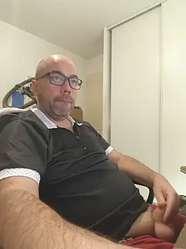Snapshot of veryverybigdick45 chatting on 06.10.26 veryverybigdick45 online show from 06.10.26