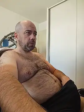 Snapshot of veryverybigdick45 chatting on 06.12.26 veryverybigdick45 online show from 06.12.26