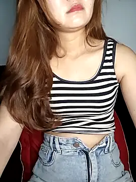 Snapshot of Girl20sexy chatting on 05.06.26 Girl20sexy online show from 05.06.26