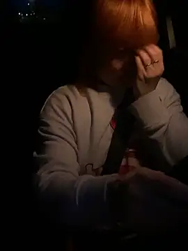 poussichienne online show from 03.17.26