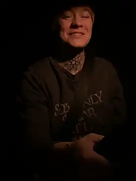 poussichienne online show from 04.04.26