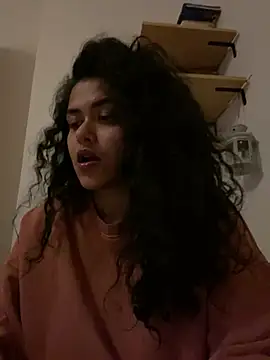 Curvydesifromgermany online show from 12.30.24